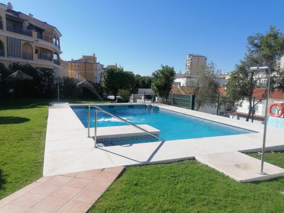 Apartament Apartamento En La Playa Con Piscina Benalmádena Zewnętrze zdjęcie